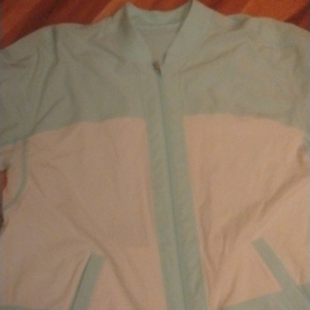 Lululemon Off-The-Court Jacket Size 12/14 - Picture 4 of 10